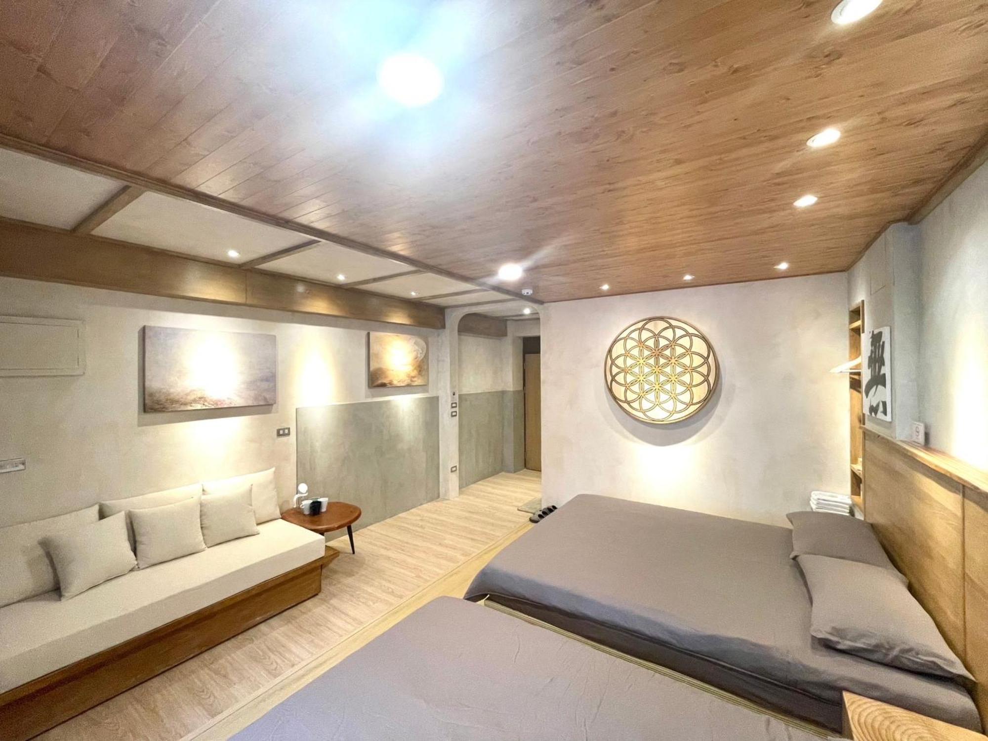 醒覺旅人-訂房後需聯繫轉帳 Apartment Đài Nam Ngoại thất bức ảnh