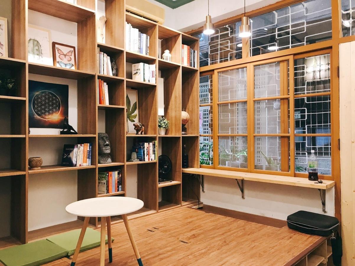 醒覺旅人-訂房後需聯繫轉帳 Apartment Đài Nam Ngoại thất bức ảnh